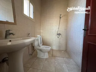  3 2 BR- family - close to services - clean 2 غرفة نوم - عائلي - قريب من الخدمات - نظيف