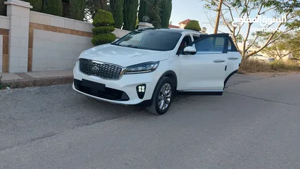  4 جيب كيا سورنتو 2017