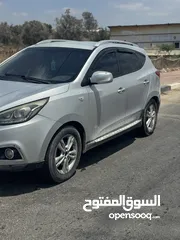  2 هونداي توسان 2012 فل  4ع4