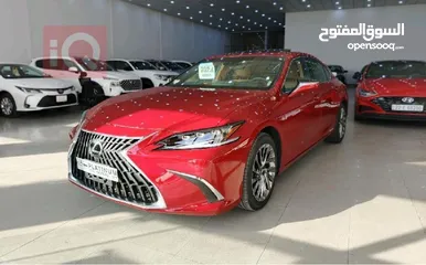  1 السلام عليكم  لكزز الترا لكجري lexus es 300h ultra luxury 2024 اعلى فئه بes لون ماروني مميز