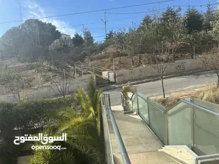  2 فيلا للايجار السنوي في ضاحية الرشيد