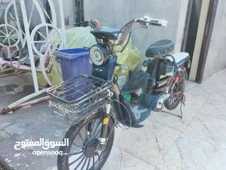  4 دراجة شحن نظيفة للبيع