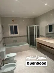  7 For Rent : Furnished Rooms for Executive Bachelors and Couples