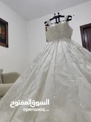  3 بدلة عاروس ابيض نظيف