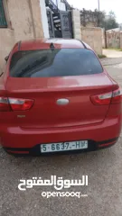  1 كيا ريو مصروفها ممتاز بالبنزين