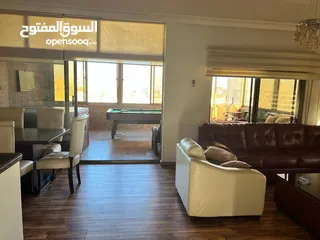  3 روف للايجار بإطلالة مميزة - السابع