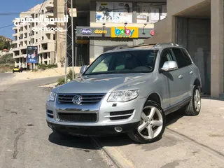  3 Volkswagen Touareg