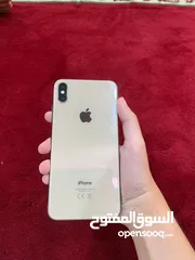  1 IPHONE XS MAX