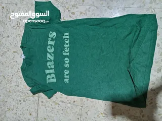  29 بلايز بناتي ستاتي ميديو و لارج و إكس لارج  جديد غير مستعمل تعتبر شروة أكثر من 50 بلوزة
