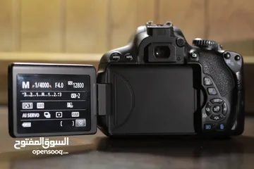  4 كاميرا 650d نضيف و بحاله ممتازه مع عدسه 18-135 الإصدار 2 نضيف