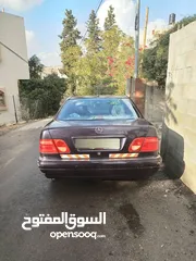  4 Mercedes E230 W210 1998