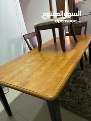  1 طاولة سفرة كبيرة