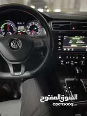  24 Vw E golf 2019