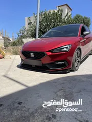  5 سيات ليون أف آر