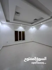  2 يوجد لدينا شقق اودوار  وبيوت في عمو الجهرا  سعد العيون الواحه القصر   وكذالك يوجد لدينا برا الجهرا