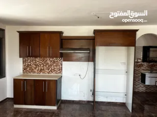  5 مطبخ مستعمل مع الشايش ... مفكوك وجاهز ... بيرنبالا