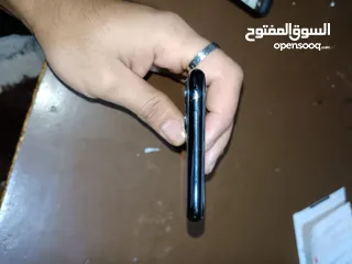  5 جهاز ايفون 11برو ماكس