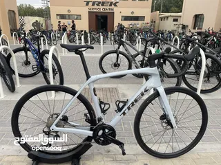  2 Trek Domane SL5 GEN4 2024 size 56 brand new never used carbon .... سيكل جديد غير مستعمل كربون ضمان