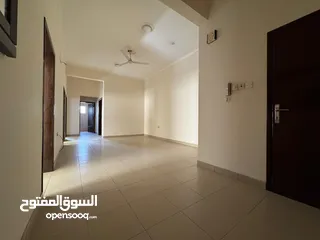  1 Spacious - well-maintained - for families  واسع - مُعتنى به جيدًا - للعائلات