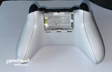  3 جهاز تحكم إكسبوكس وان اس    Xbox Controller