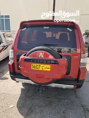  2 MITSUBISHI PAJERO