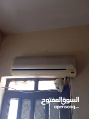  1 مكيف واحد طن بحاله جيده يعمل بشكل ممتاز موفر جدا