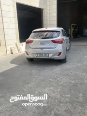  1 هونداي اي ثيرتي