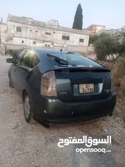  3 تويوتا بريوس