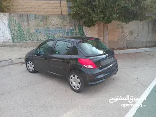  4 بيجو 207 موديل 2011 للبيع