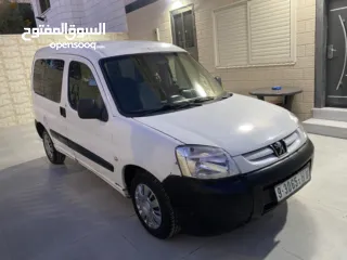  2 بيجو بارنتر