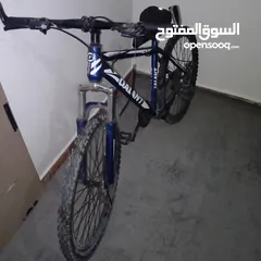  2 بسكليت جنط 26 مع غيارات بحالة جيدة جدا للبيع