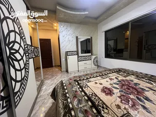  17 شقه مفروشه للابجار الزرقاء الجديده