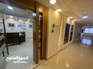  10 مكتب مميز للبيع في الدوار السابع شارع عبد الله غوشة