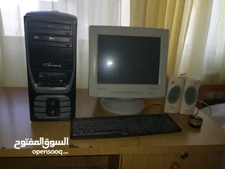  1 جهاز كمبيوتر شخصي تجميع للبيع.