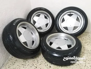  4 بسعر حررررق 60 دينار  طقم جنطات بوربت النجمه