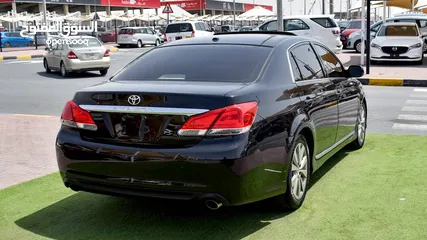  5 Toyota Avalon 2011 model with sunroof