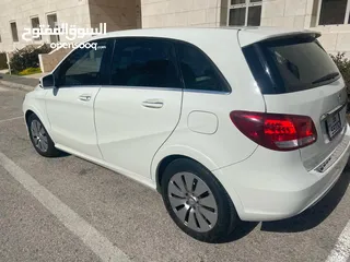  2 B250e 2015 - Fully Loaded with AutoPark