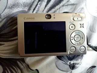  1 كاميرا كانون ديجيتال