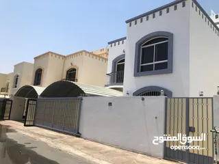  1 4BHK villa for rent near city center located mwalleh south