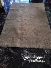  5 سجاد شاغي تقيل كتير الاصلي تنتين وحده لون اسود وحده لون عسلي وتخت اطفال خشب بلوط تقيل
