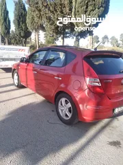  1 هونداي i30 ديزل غيار عادي بحالة ممتازة
