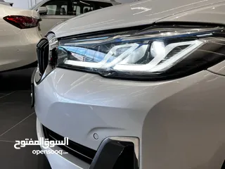  4 BMW 530i 2022 luxury line