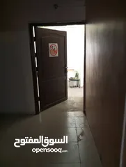  3 مستودعات ومكاتب للإيجار