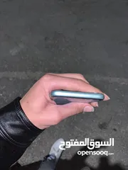  7 Iphone 11 التواصل واتس