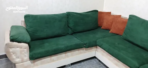  4 طقم كورنر مستعمل بسعر خيالي وقابل للتفاوض  طقم 8 مقاعد طقم كورنر بلون القرميدي والتخضر