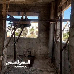  5 ونش رفع ايطالي أصلي  1 فاز مستعمل  بحالة ممتازة