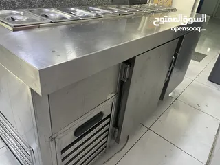  20 معدات مطعم كاملة بحالة ممتازة وبسعر مناسب
