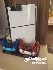  1 بلايستيشن 5 (Playstation 5) شبه جديد مستعمل استعمال خفيف جدا شبه وكالة الجهاز