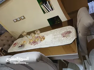  5 افخم وارقى طاولة سفرة خشب زان ثقيل والفرش وتر بروف، استعمال بسيط لون شمبان.
