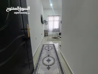  19 شقه مفروشه للإيجار في مدينة الرياض بجنوب الشامخه مكونة من غرفه وصالة
